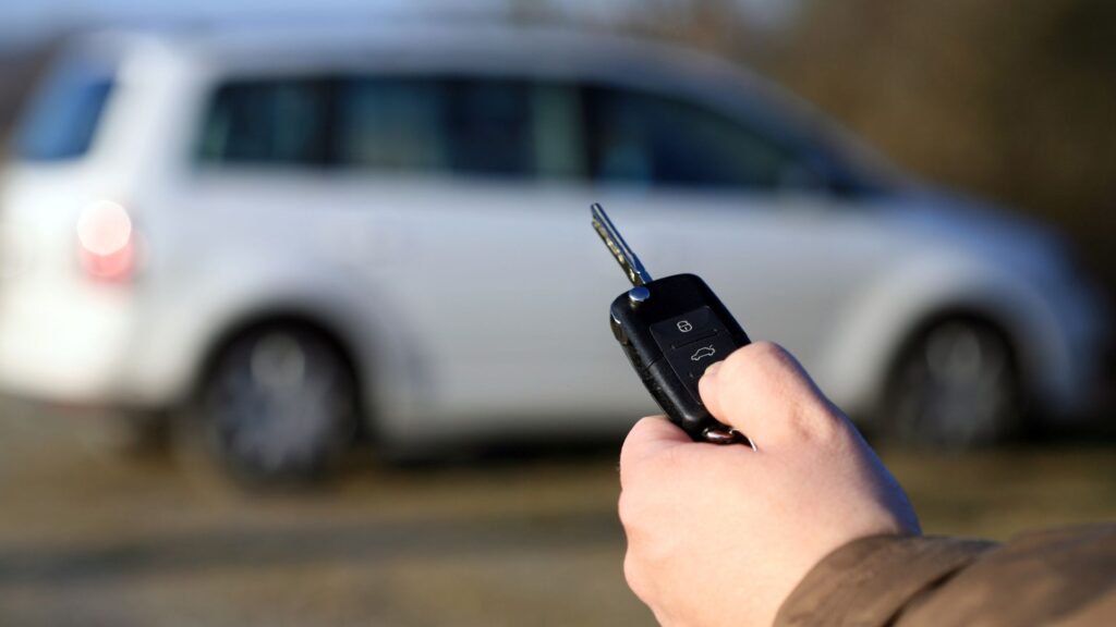 「車の鍵を無くした！」とならないために！おすすめの紛失防止策